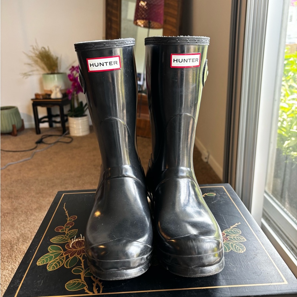 Hunter rain boots size 8